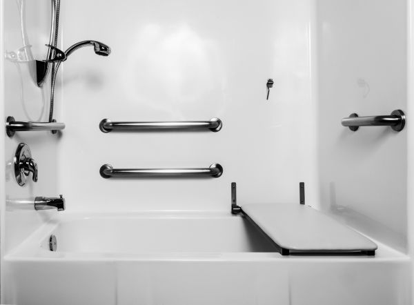 Accessible Tub Installation in Canfield