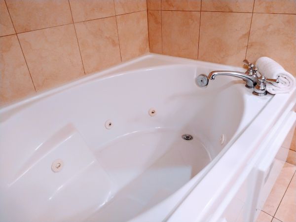 Acrylic Tub Installation in Canfield